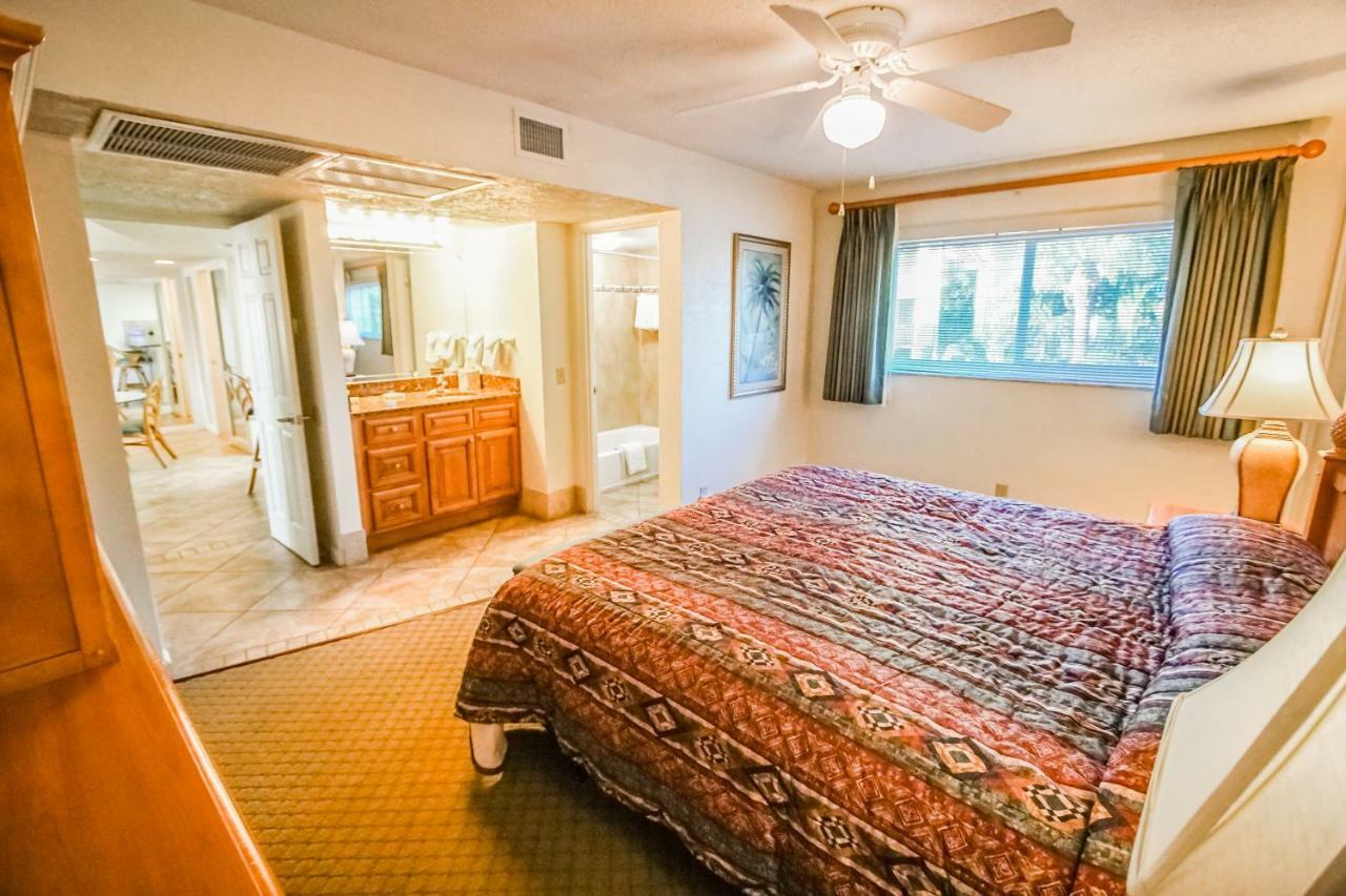Coral Reef Resort St. Pete Beach Eksteriør billede